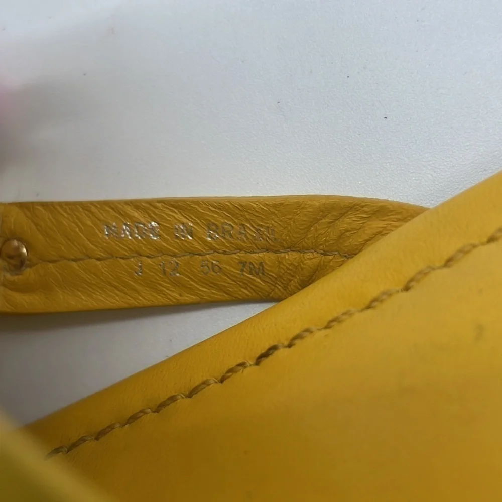 Tory Burch Yellow Leather T strap miller thong sandals 7